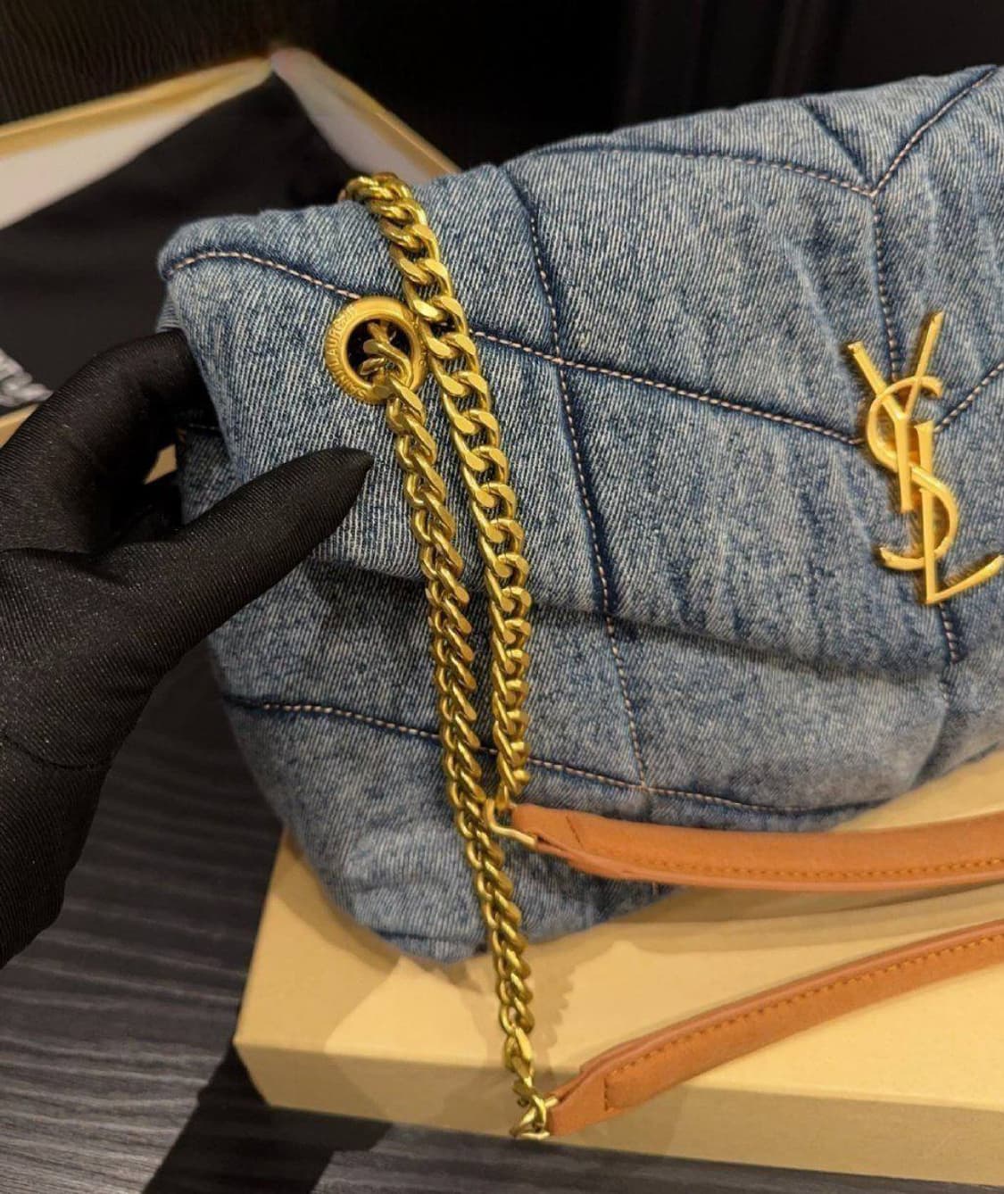 생로랑(Saint Laurent)
'루루 푸퍼(Loulou Puffer) 상품이미지7