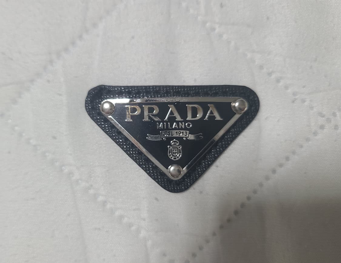 프라다 로고/ 엠블럼 상품이미지1