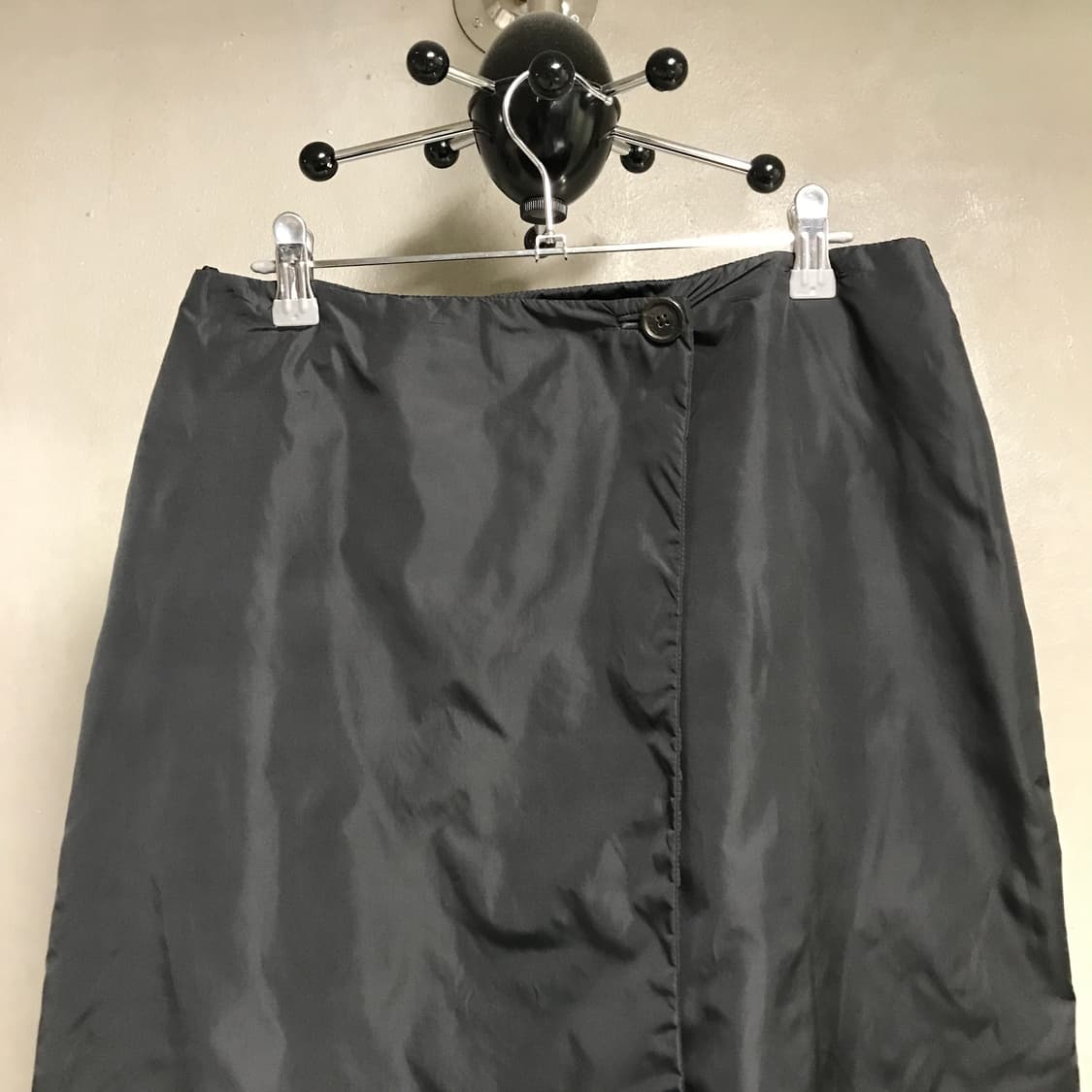 프라다 패디드 스커트 40(W) 상품이미지2