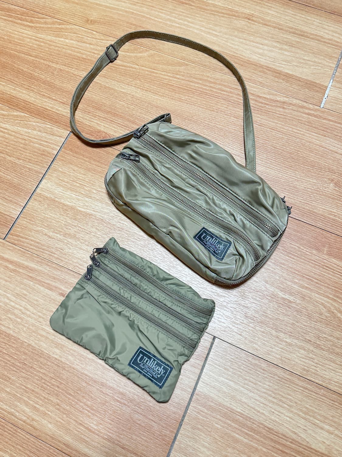 Unlikely 언라이클리 숄더백 상품이미지2