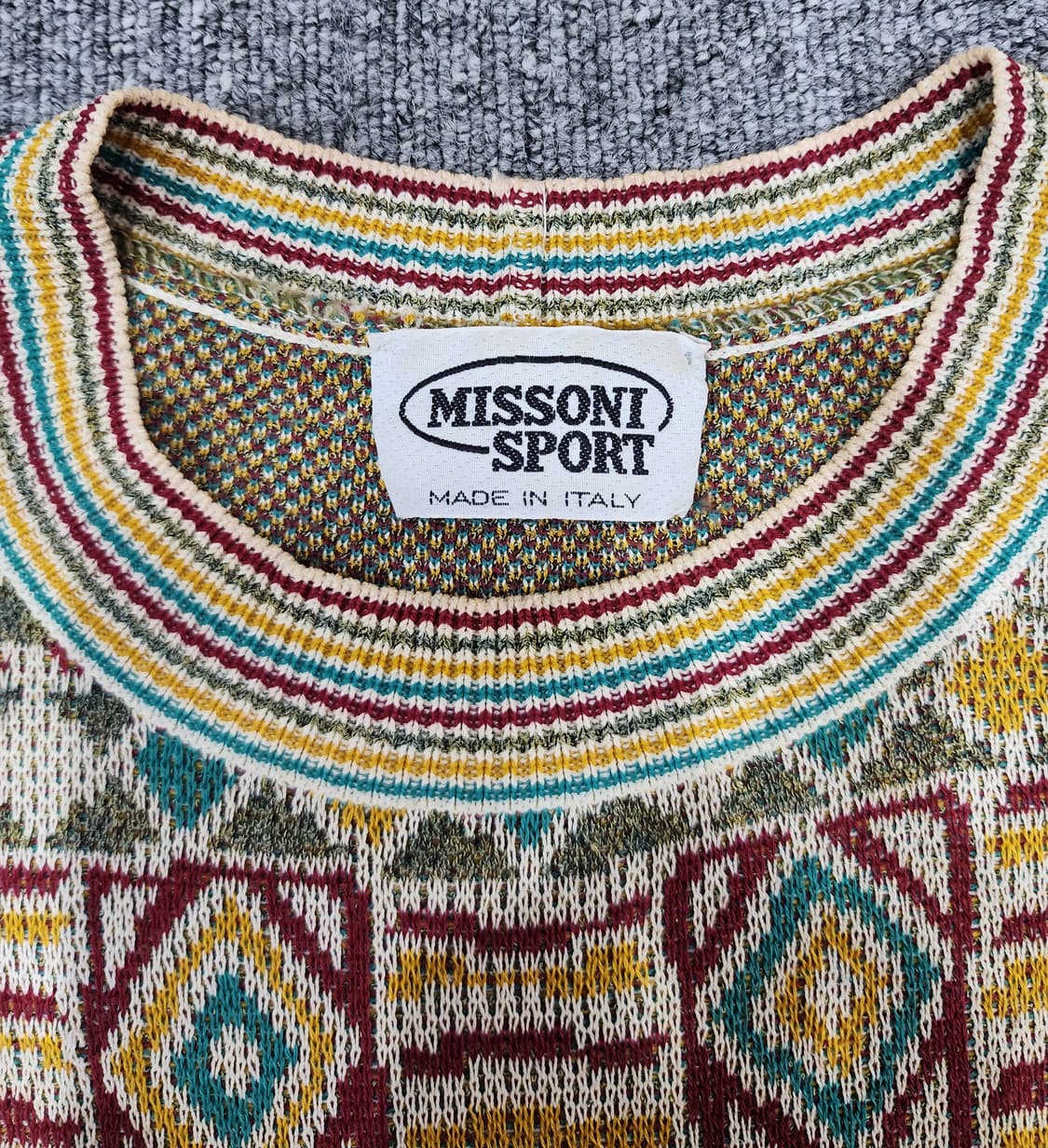 미쏘니 스포츠 빈티지 기하학 패턴 니트 M 상품이미지4