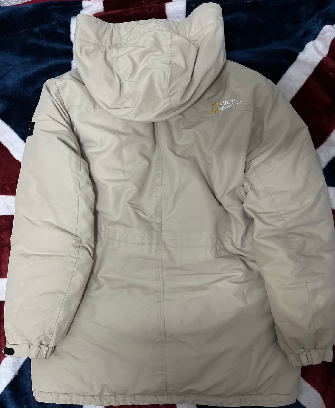 내셔널지오그래픽 베이지 패딩 110 상품이미지4