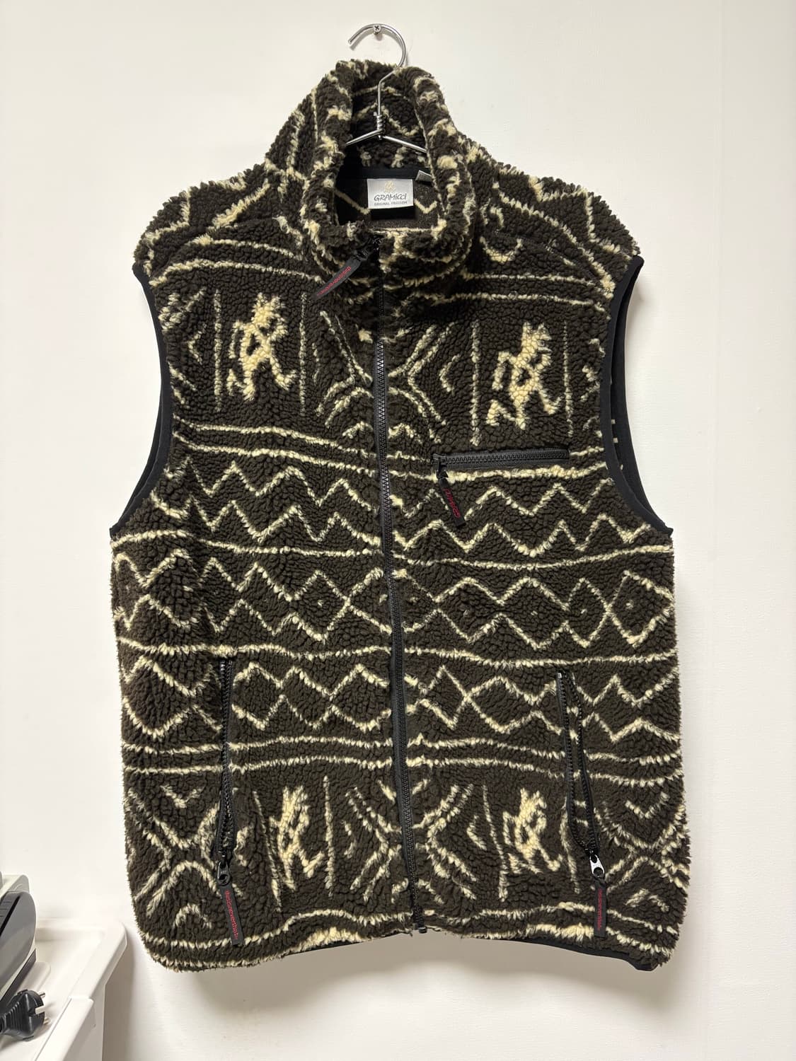 디스이즈네버댓 X 그라미치 콜라보 조끼 M 상품이미지3