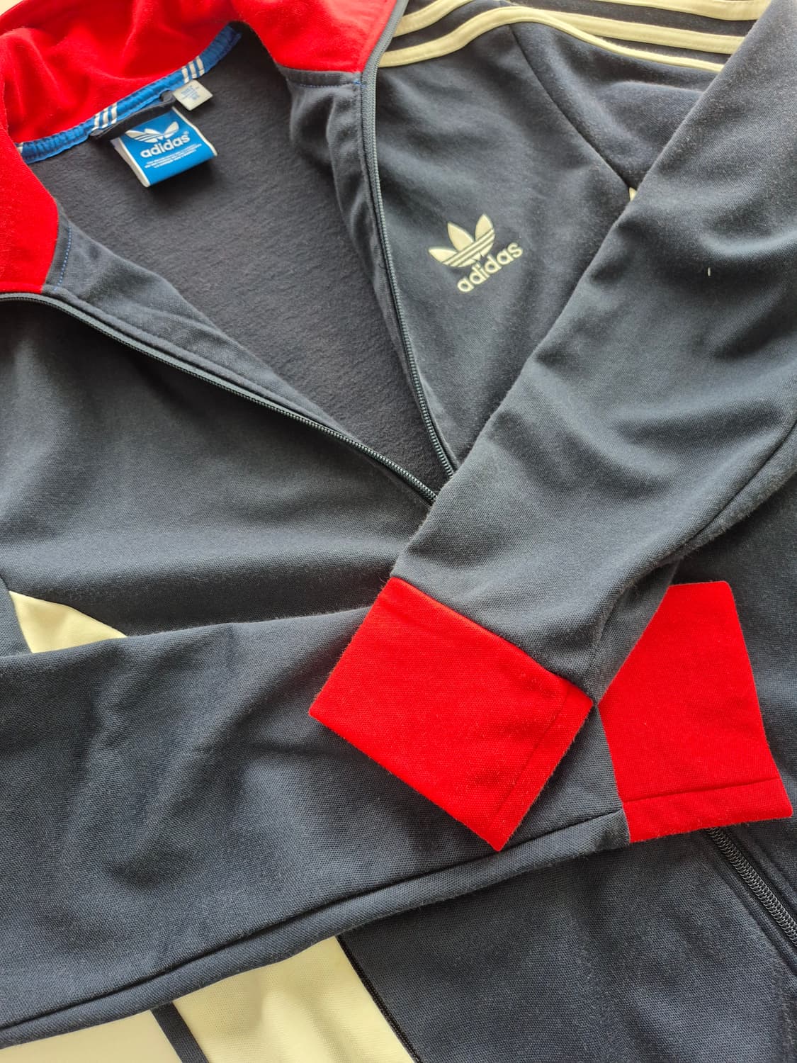 아디다스  삼선져지 트랙탑 상품이미지5