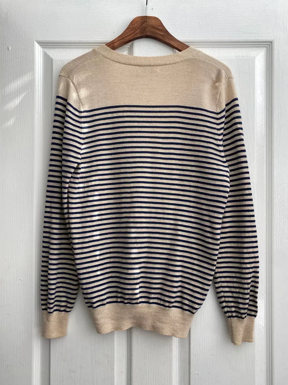 아페쎄 스트라이프 브이넥 가디건 (Man XS) / [11695] 상품이미지5