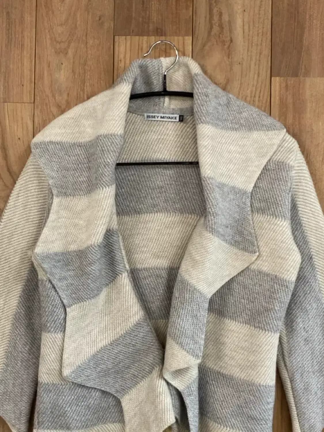 이세이 미야케 스트라이프 가디건 (B0090) 상품이미지2
