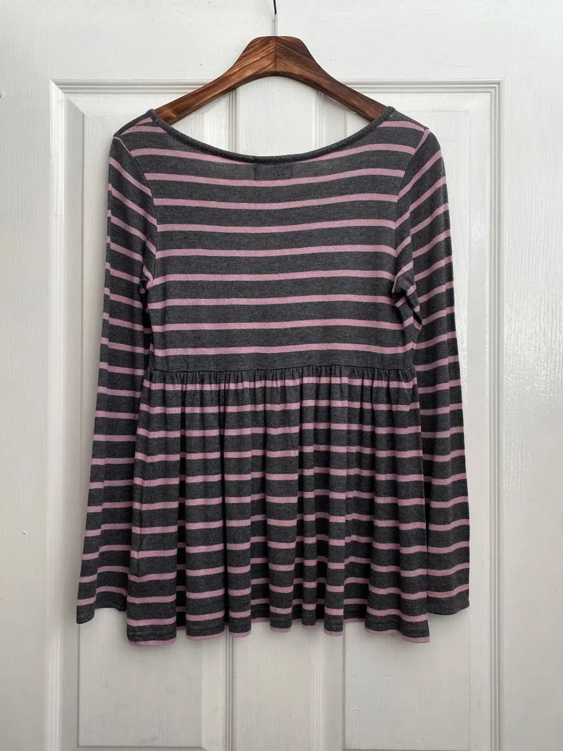 버버리 유넥 프릴 스트라이프 티셔츠 (Woman S) / [11809] 상품이미지4