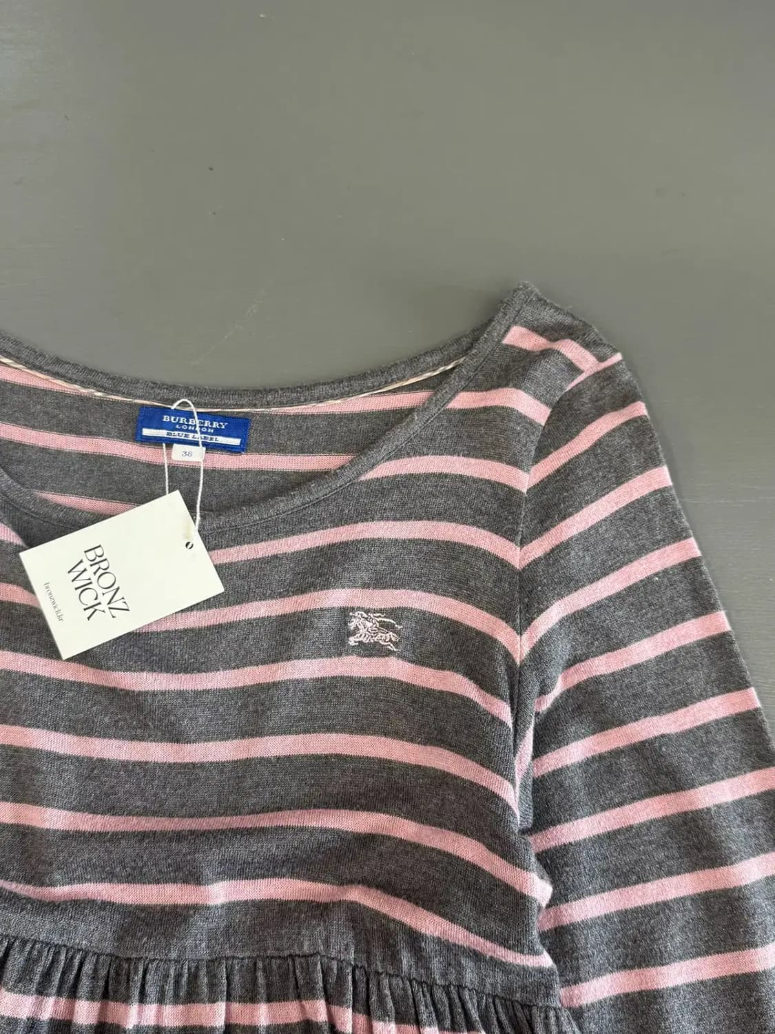 버버리 유넥 프릴 스트라이프 티셔츠 (Woman S) / [11809] 상품이미지5