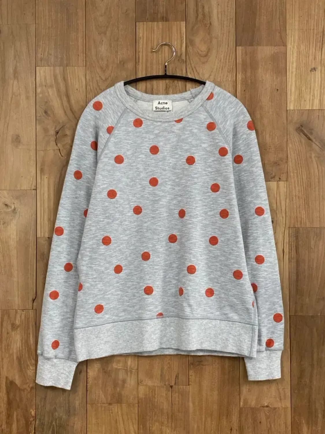 아크네 스튜디오 도트 맨투맨 (B0330) 상품이미지1