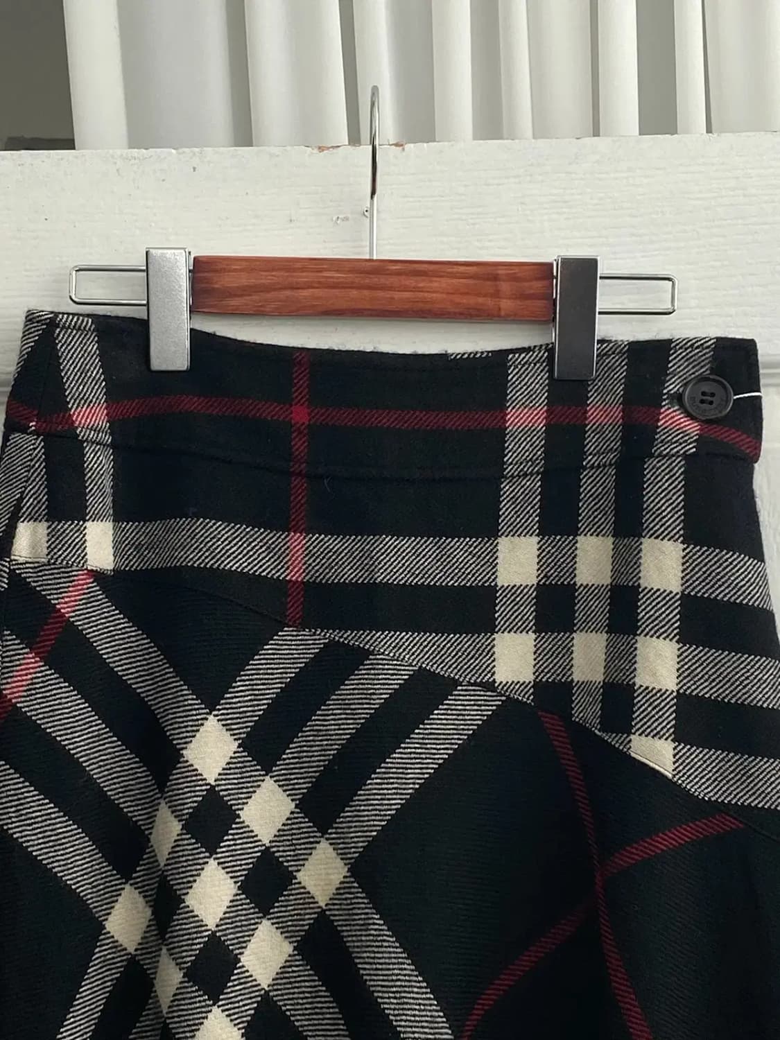 버버리 체크 스커트 (28) / [12051] 상품이미지2