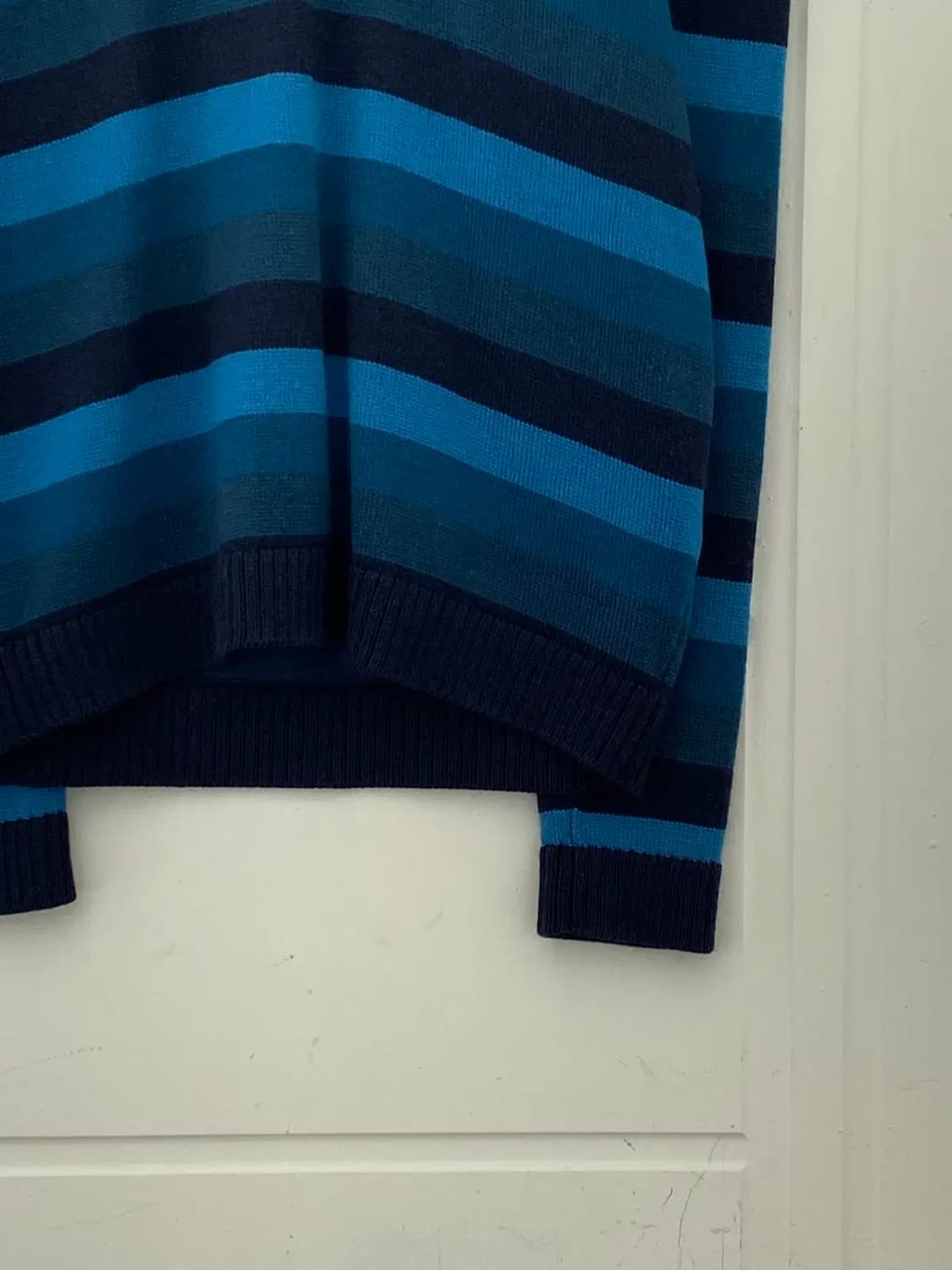 라코스테 스트라이프 브이넥 니트 (Man M) 12406 상품이미지5