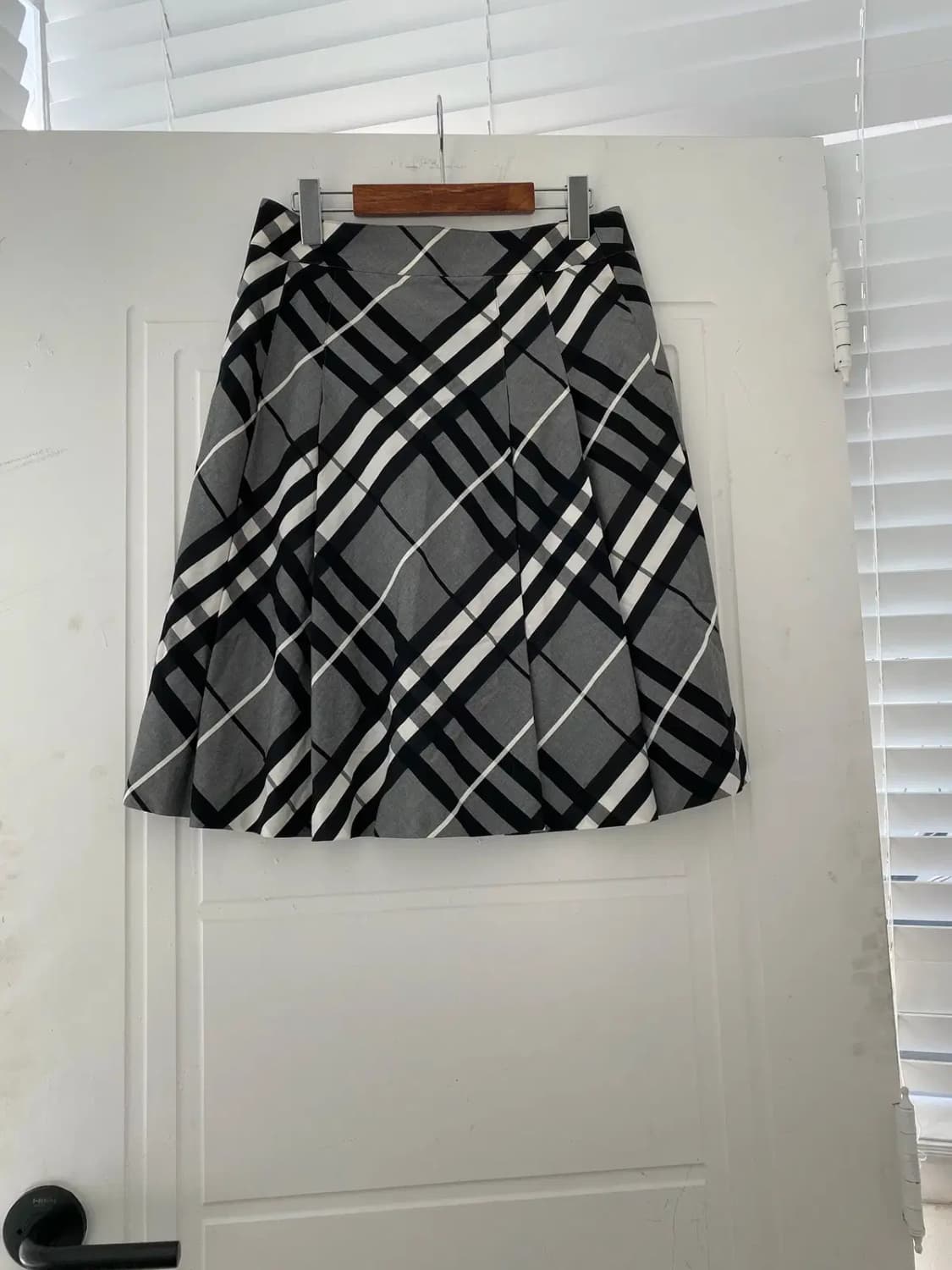 버버리 플리츠 스커트 (29) 12560 상품이미지4