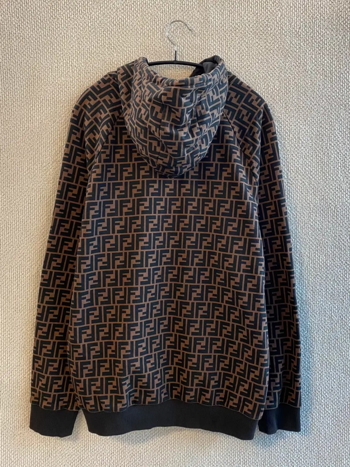 펜디 기모 후드티 (Man XL) B1561 상품이미지5