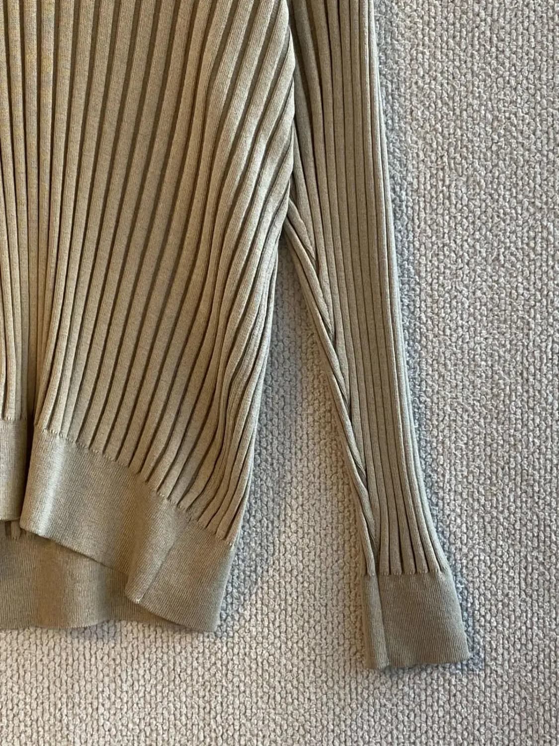 페레가모 카라 니트 (Man M) B1685 상품이미지4