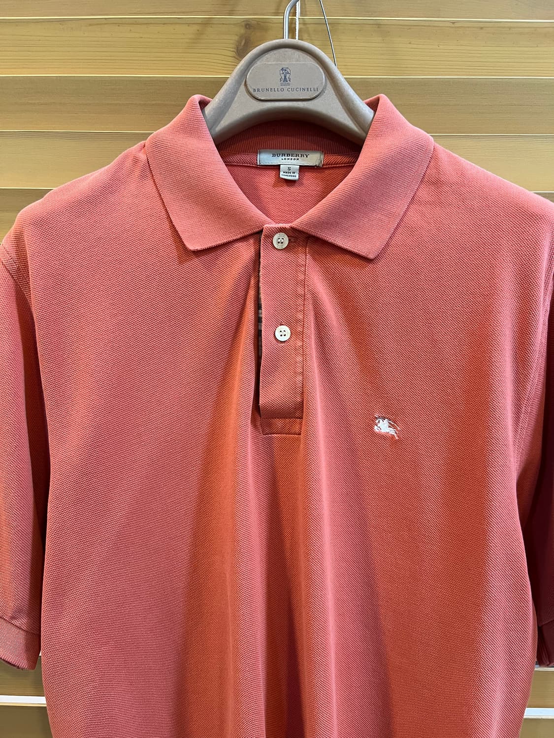버버리 남성 코랄오렌지 PK카라반팔티셔츠 상품이미지1