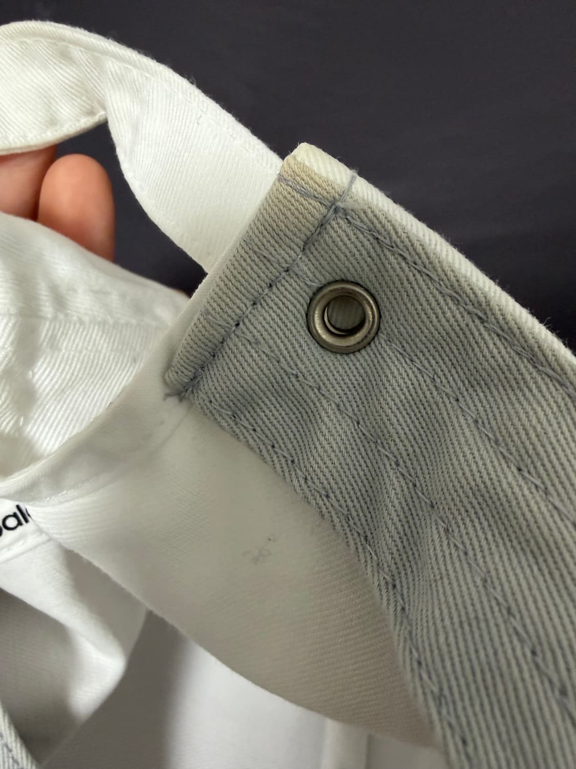 뉴발란스 화이트 볼캡 상품이미지3