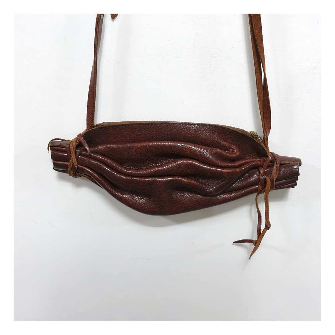 LEATHER 핸드메이드 아티잔 크로스 보틀 브라운 레더백 상품이미지6
