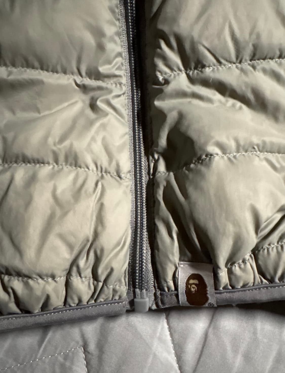 Bape 경량패딩 그레이 상품이미지3