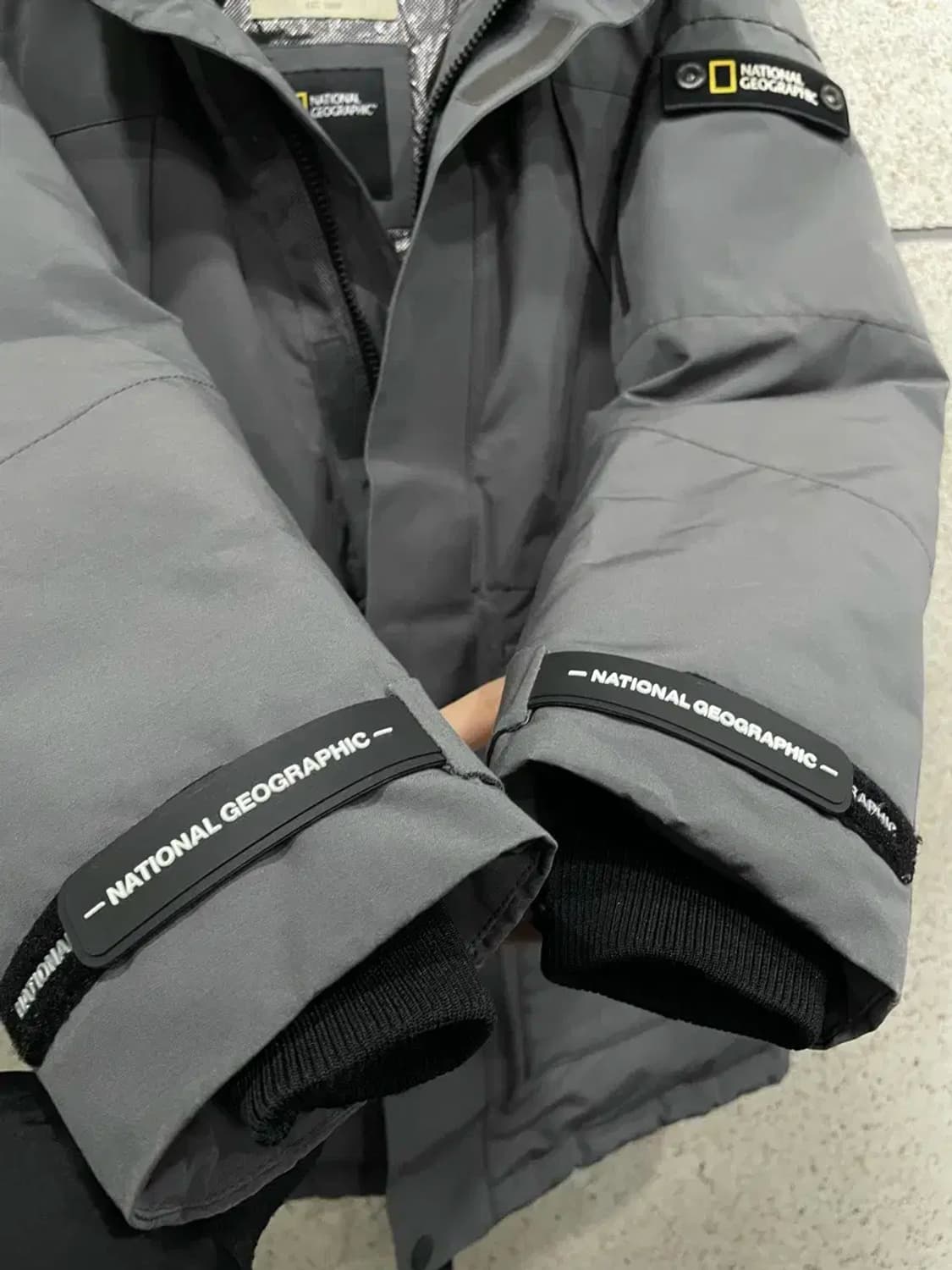S사이즈 네셔널지오그래픽 벨루가 덕다운 패딩 상품이미지4