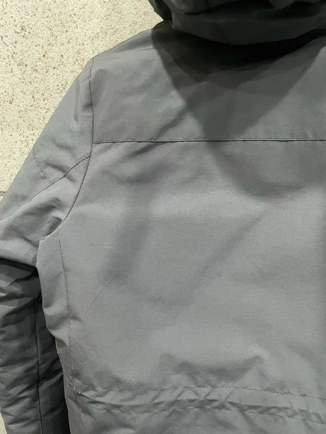 S사이즈 네셔널지오그래픽 벨루가 덕다운 패딩 상품이미지9