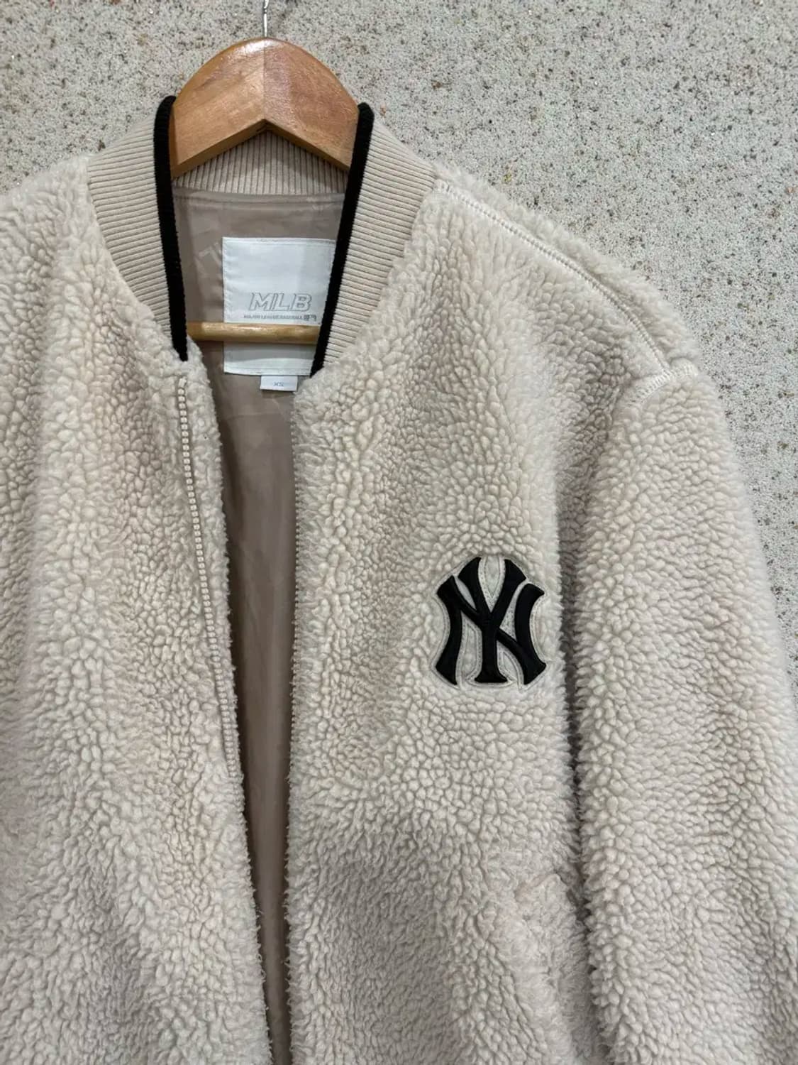 xs사이즈 mlb 뽀글이 점퍼 상품이미지2