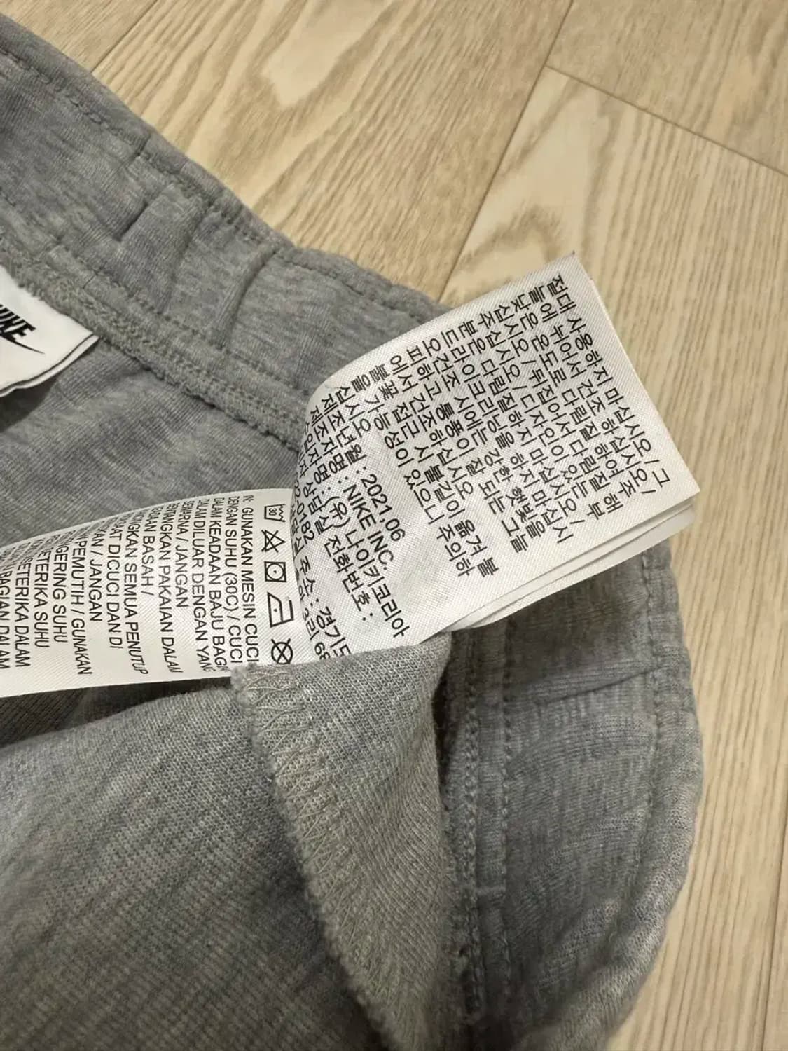 m 80사이즈 나이키 테크팩 조거팬츠 상품이미지4