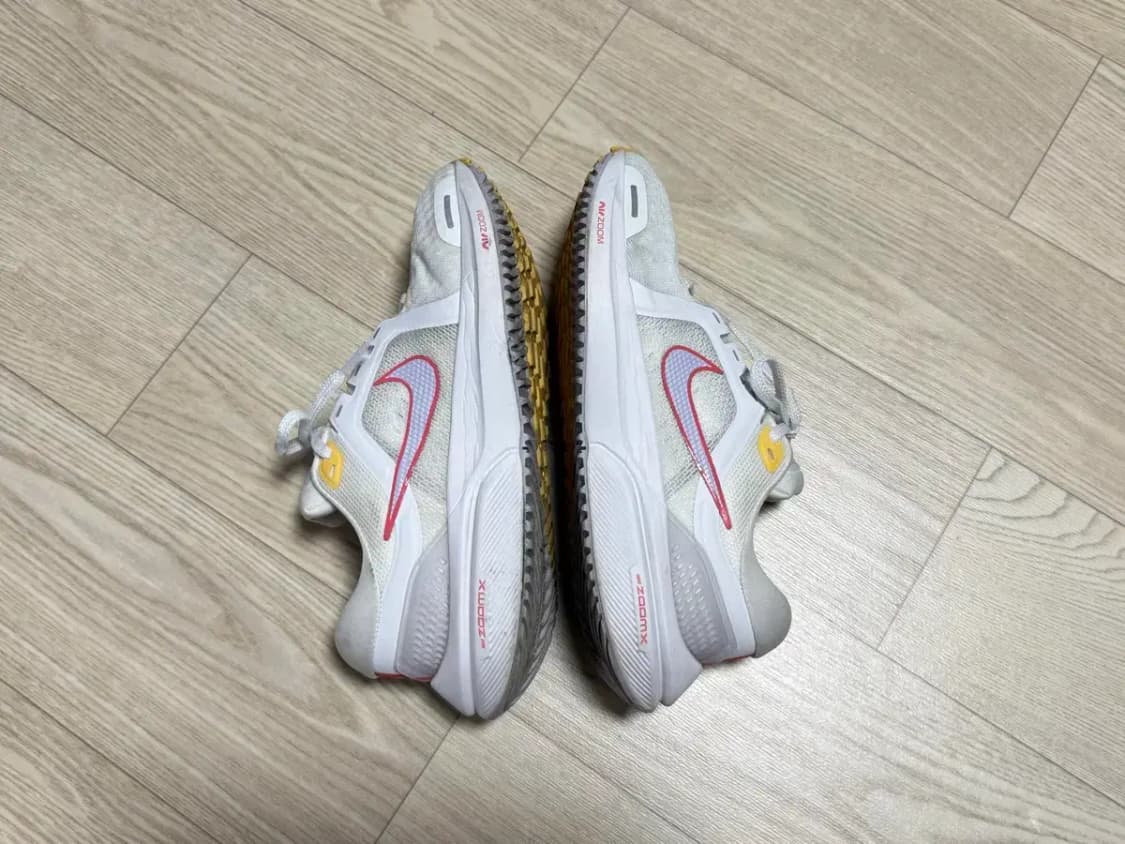 (230) 나이키 여성 운동화 줌 보메로 16 상품이미지5