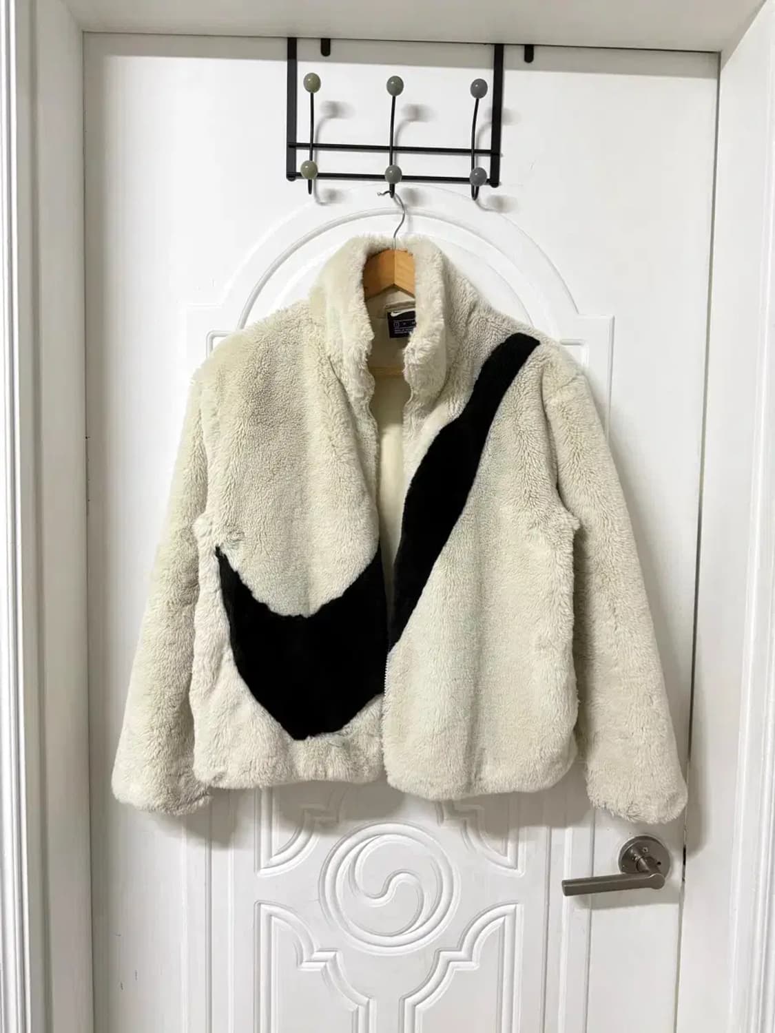 s사이즈 여성 나이키 빅스우시 퍼자켓 상품이미지1