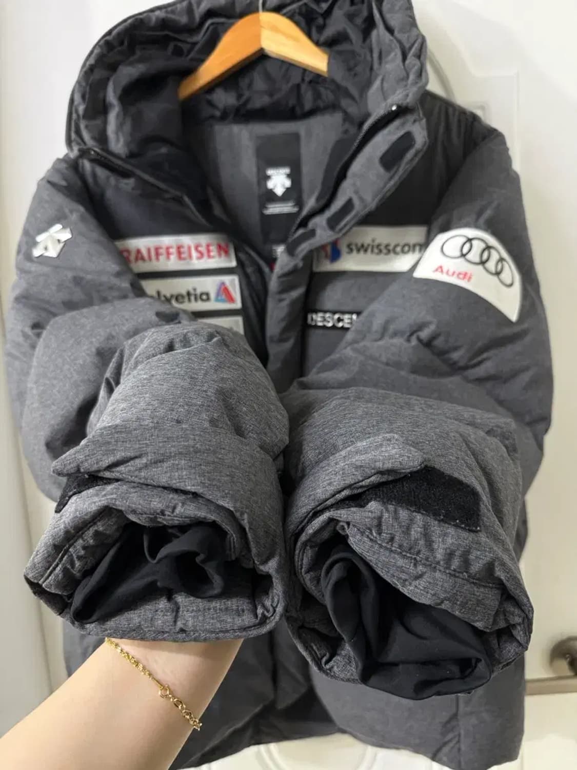 105사이즈 남성 데상트 스위스 아우디 패딩 상품이미지6