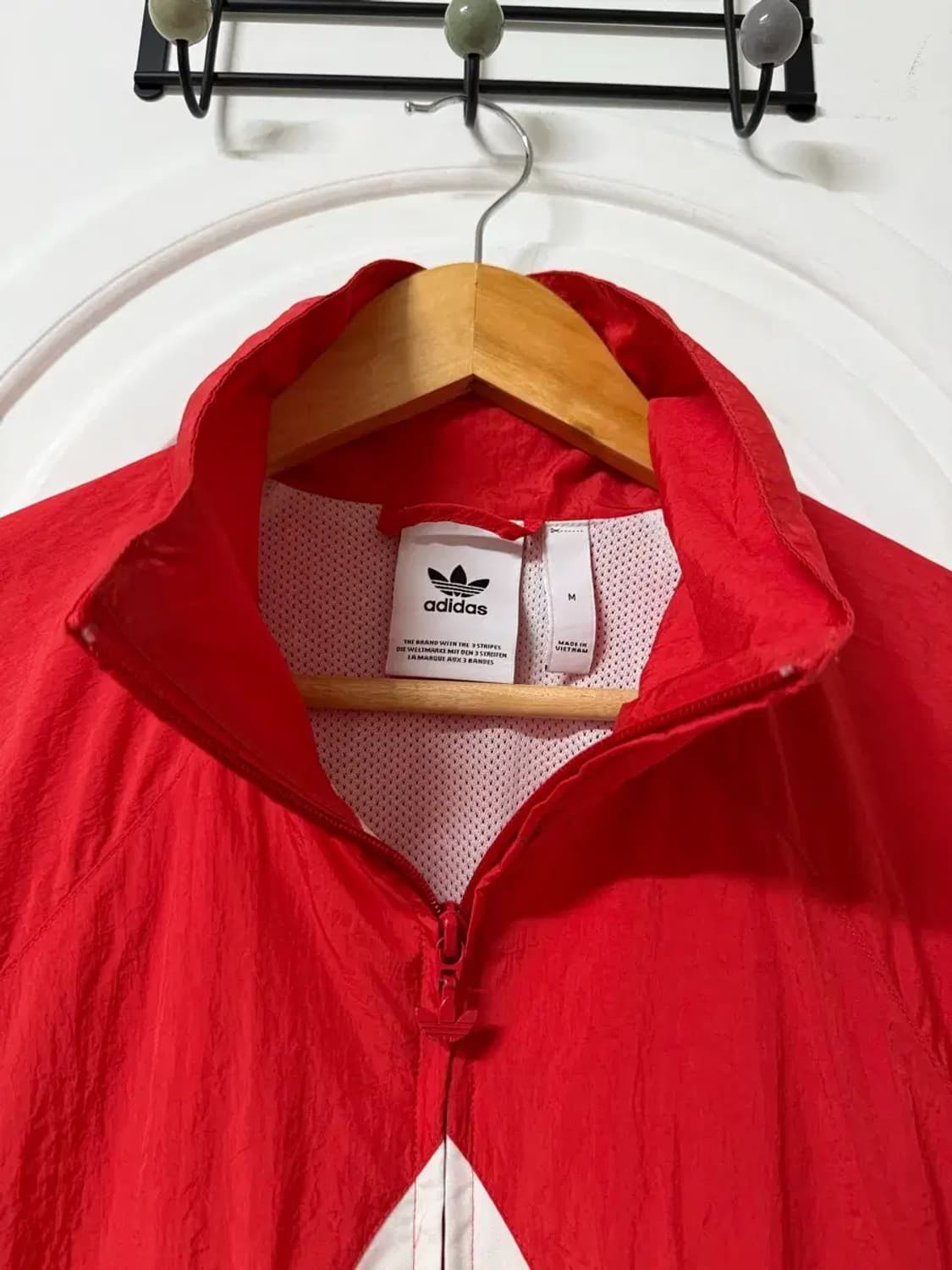 M사이즈 아디다스 빅로고 바람막이 상품이미지2