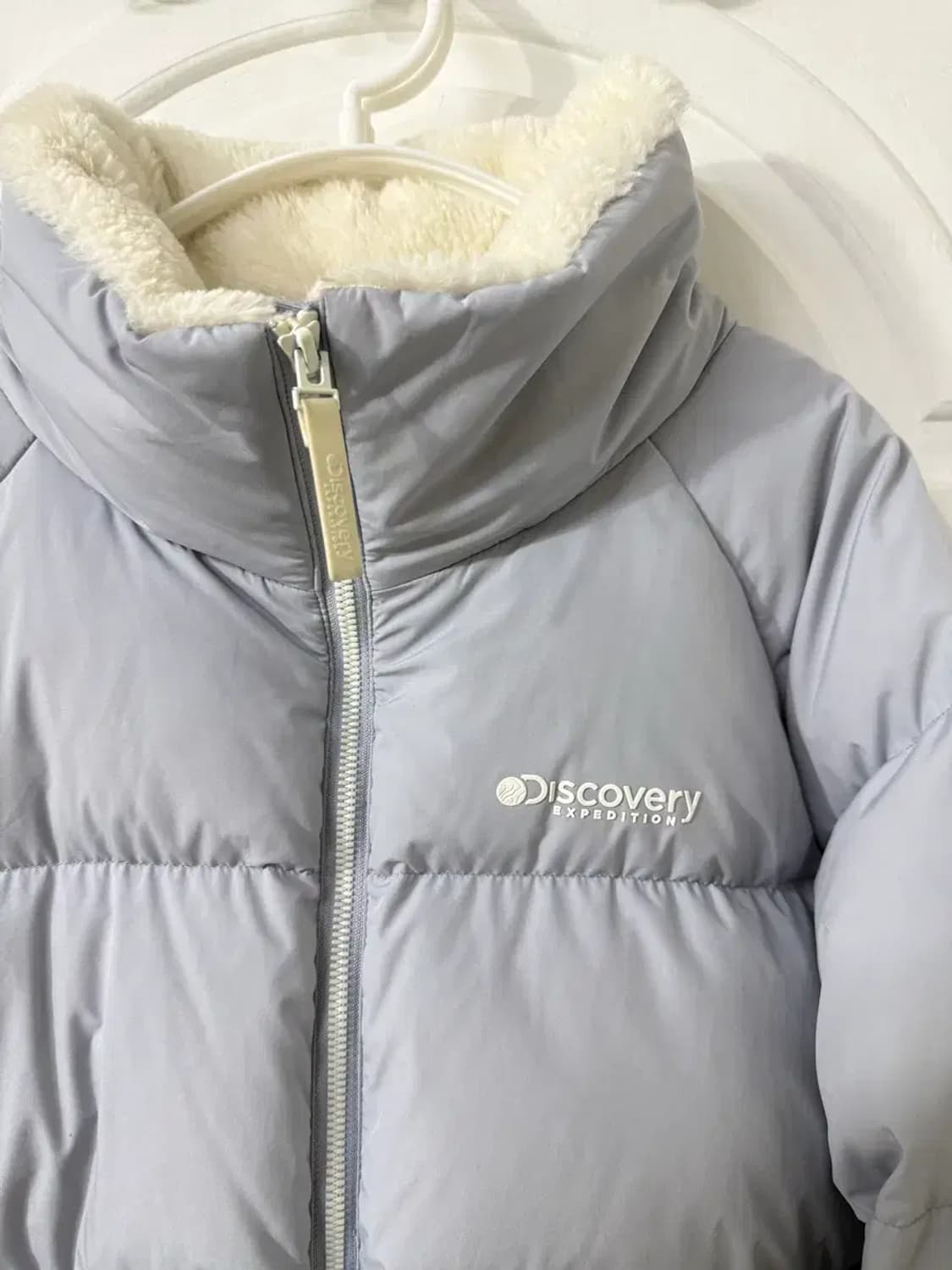 95 사이즈 여성 디스커버리 올리브 다운 숏패딩 상품이미지3