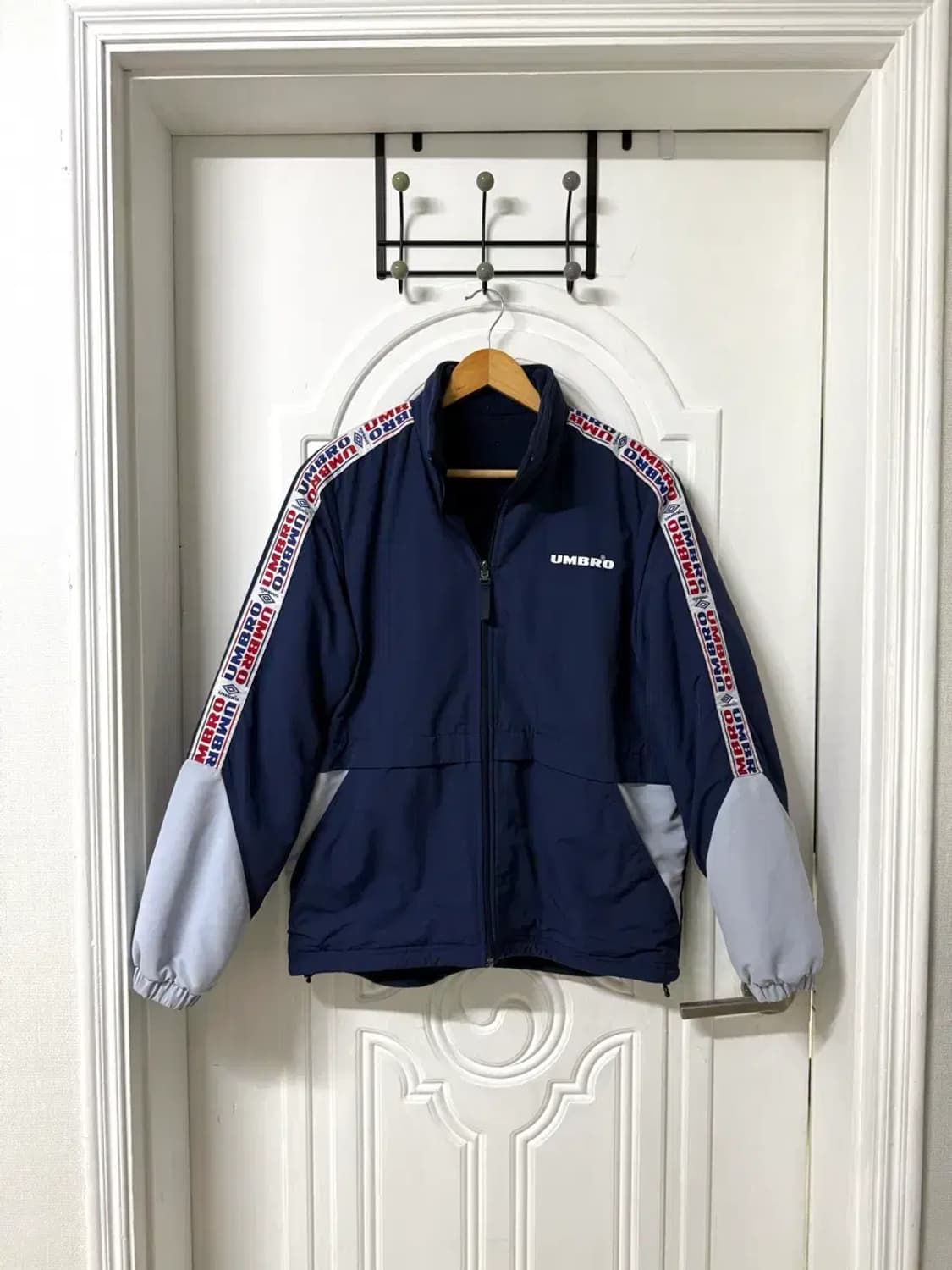 95사이즈 남성 엄브로 리버시블 자켓 후리스 상품이미지2