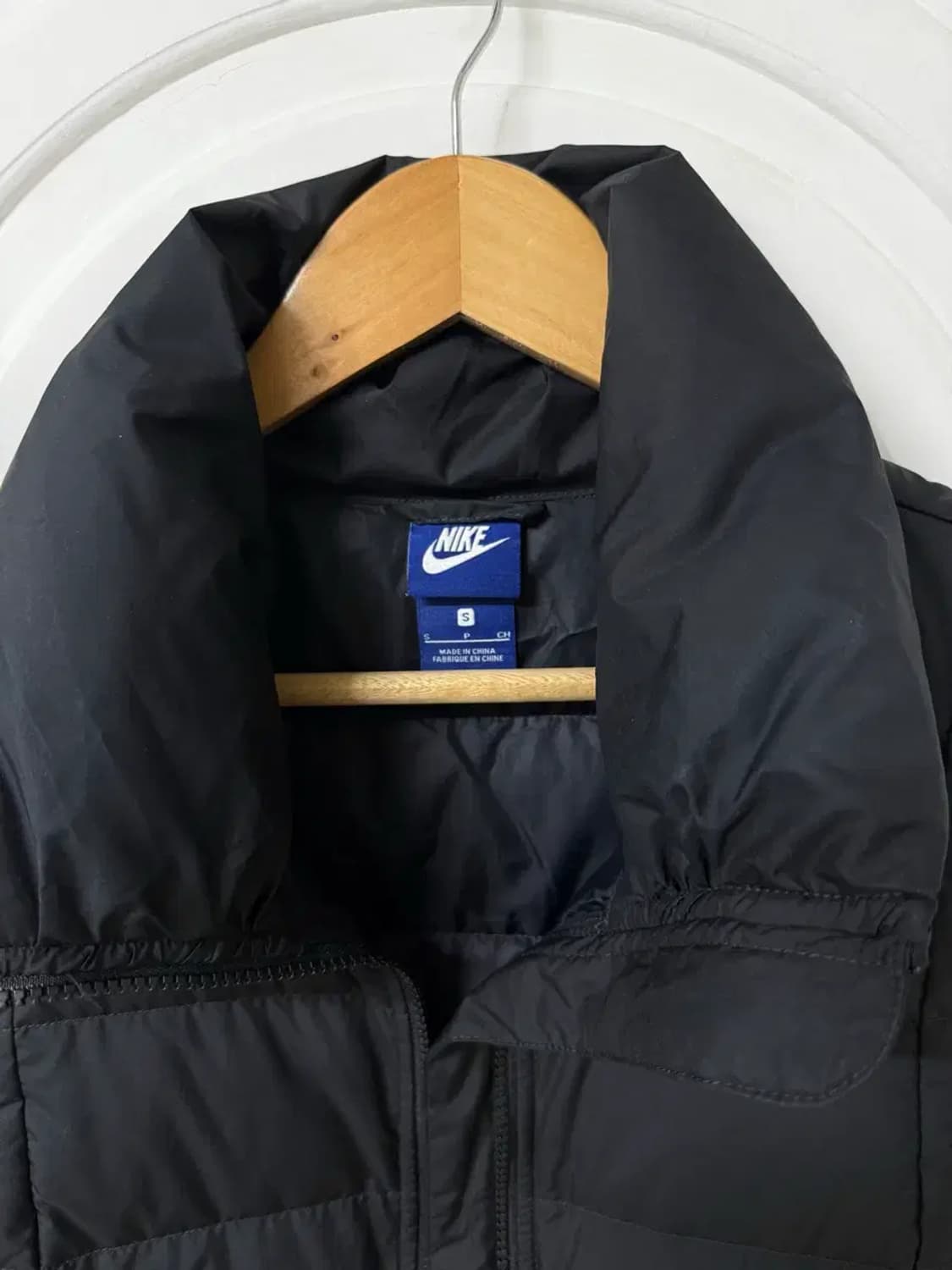 S사이즈 여성 나이키 덕다운 경량 패딩 조끼 상품이미지4
