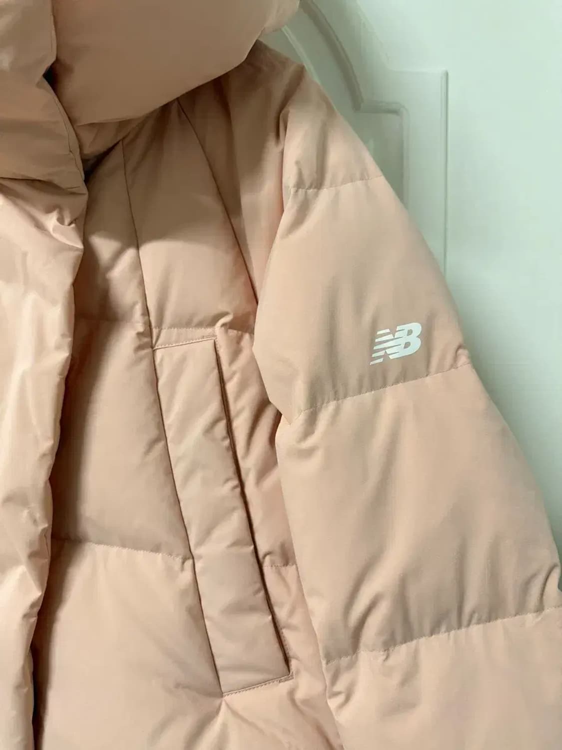 S사이즈 여성 뉴발란스 연아 벨핏 푸퍼 패딩 상품이미지2