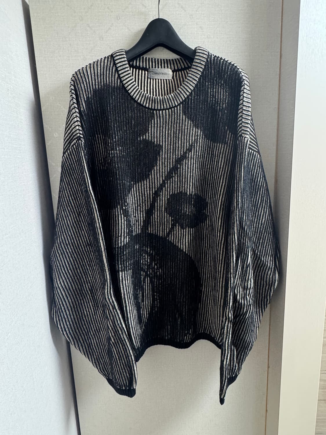 메종미네드/BLACK FLOWER PRINT KNIT / L 상품이미지1