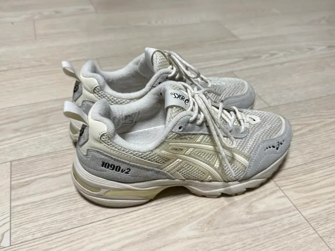 235 / 아식스 젤 1090 v2 크림 상품이미지3