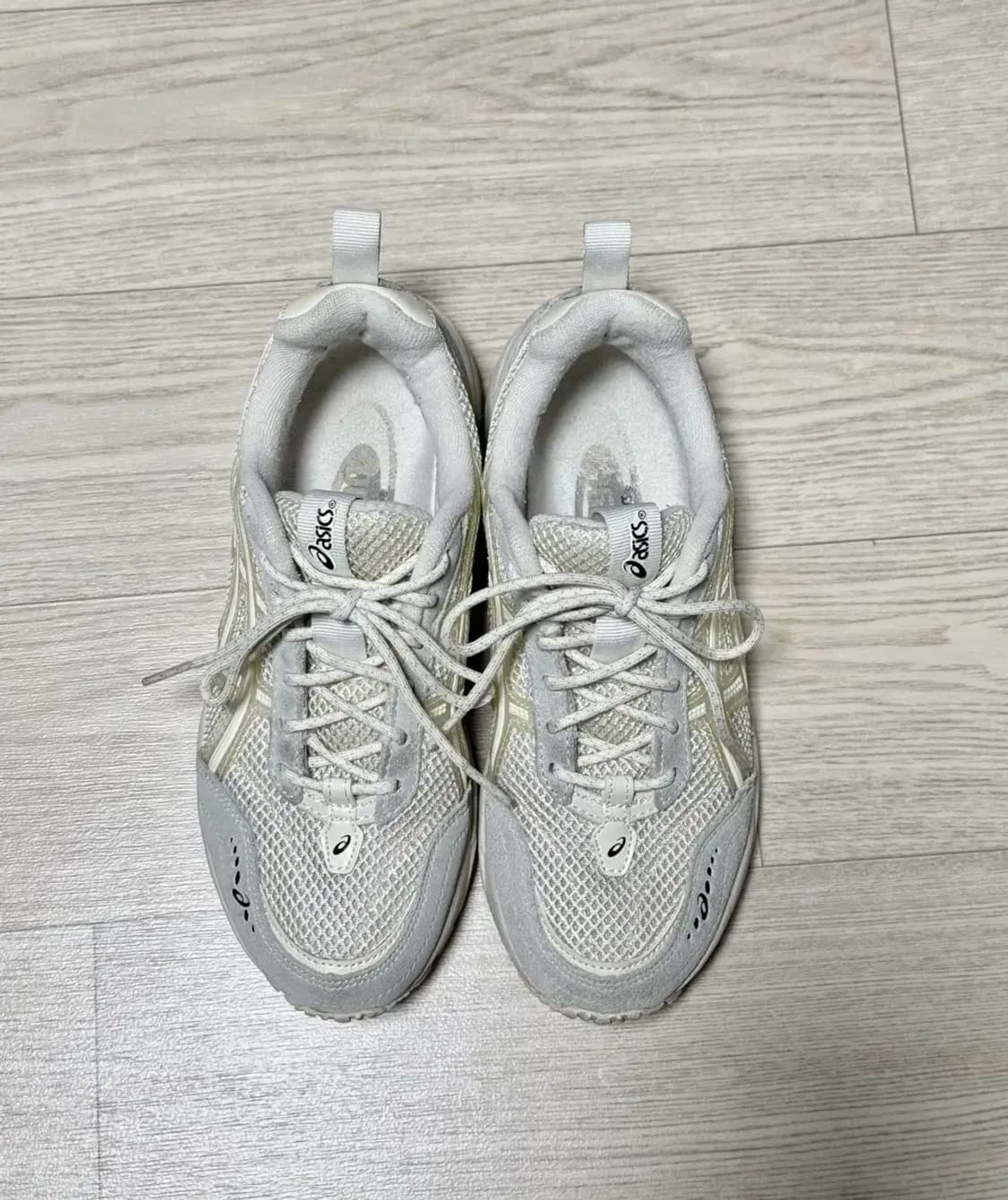 235 / 아식스 젤 1090 v2 크림 상품이미지4