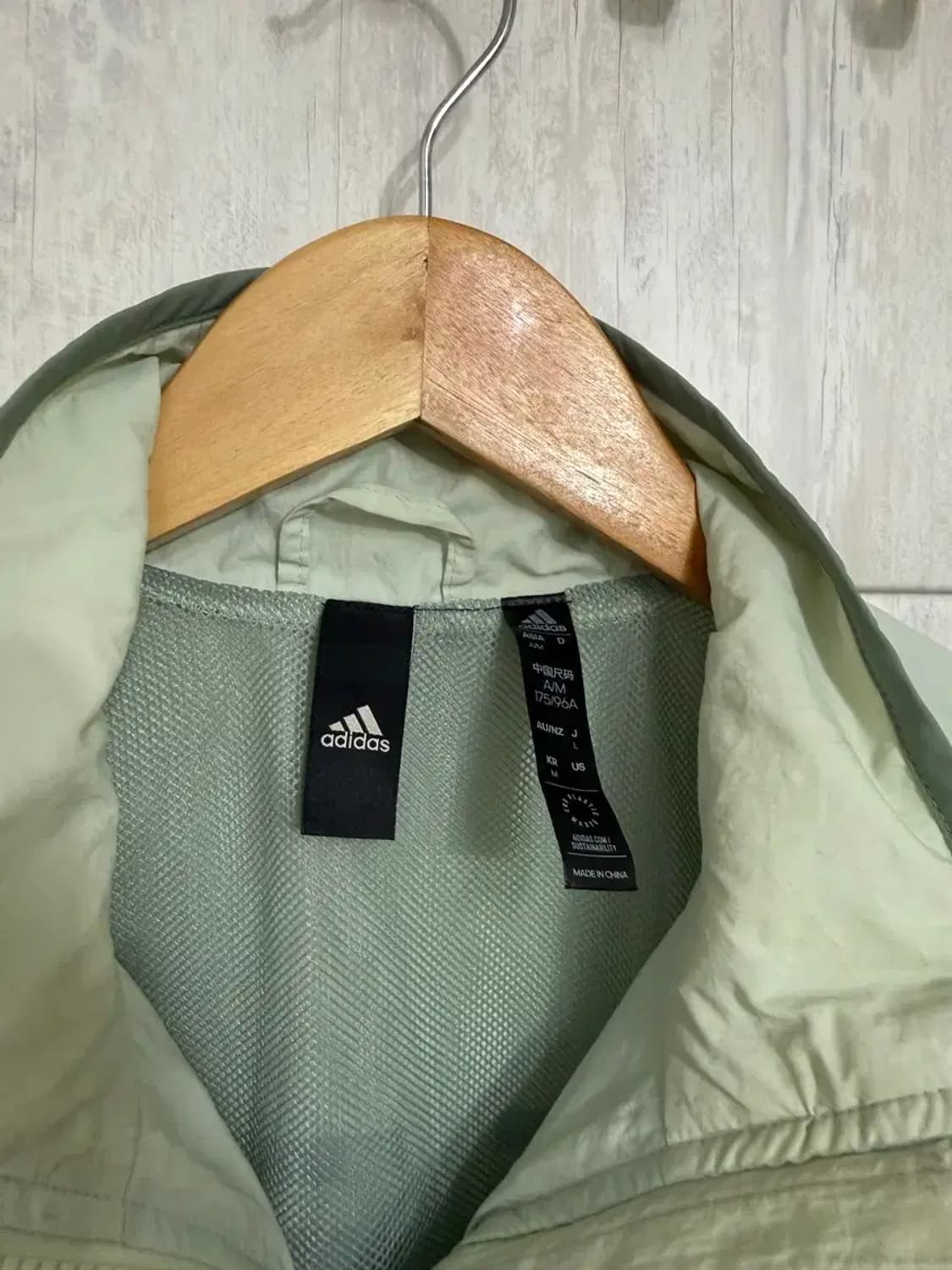 남성 M (100) / 아디다스 오버핏 우븐 바람막이 상품이미지4