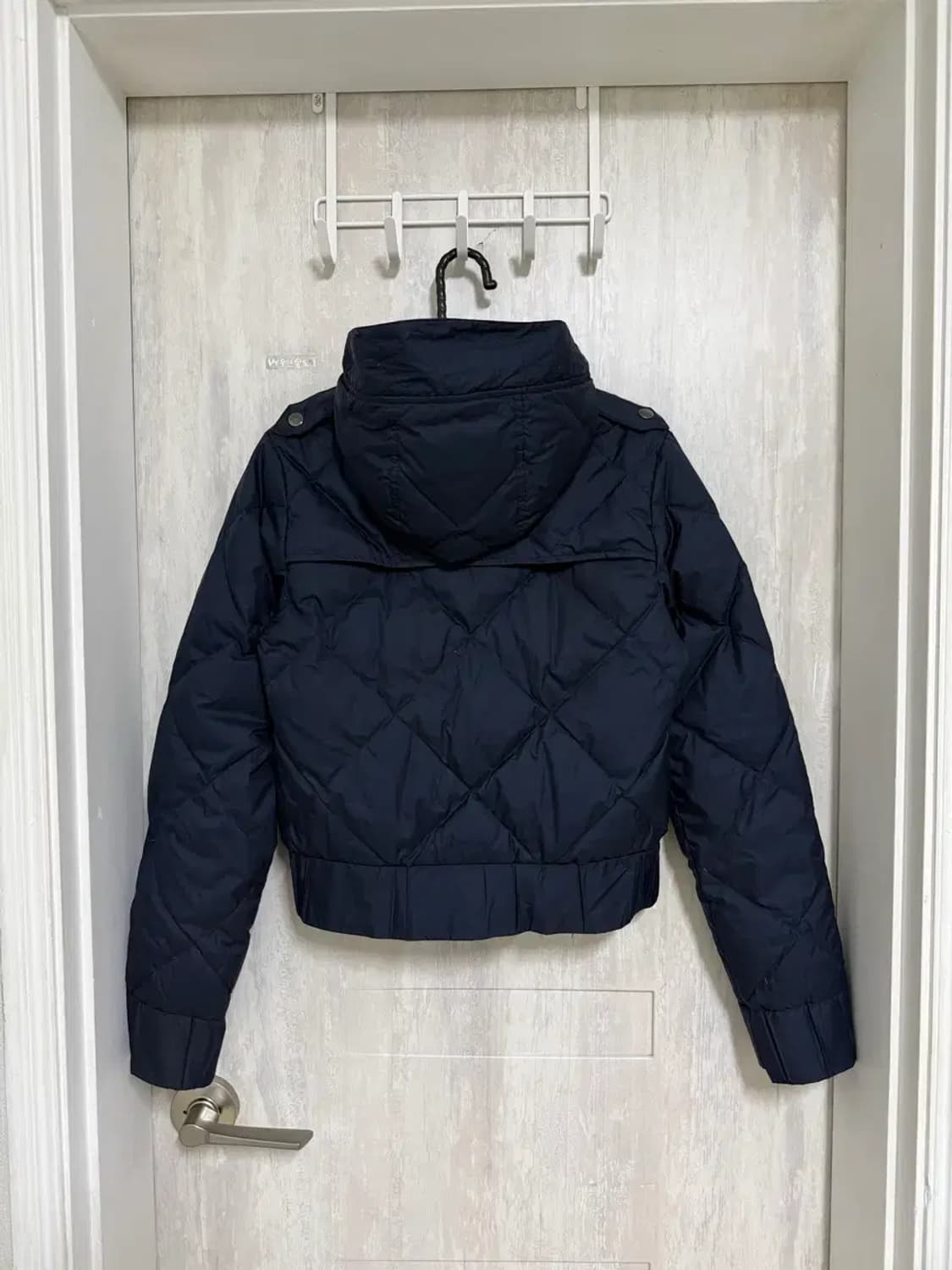 여성 XS / 버버리 퀄팅 크롭 자켓 상품이미지10