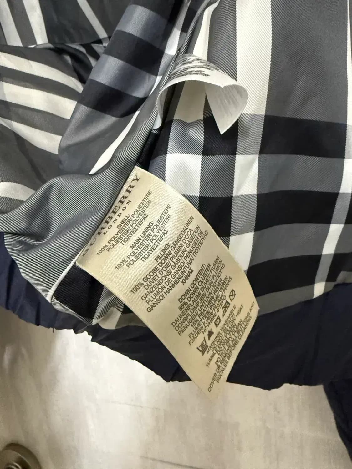 여성 XS / 버버리 퀄팅 크롭 자켓 상품이미지9