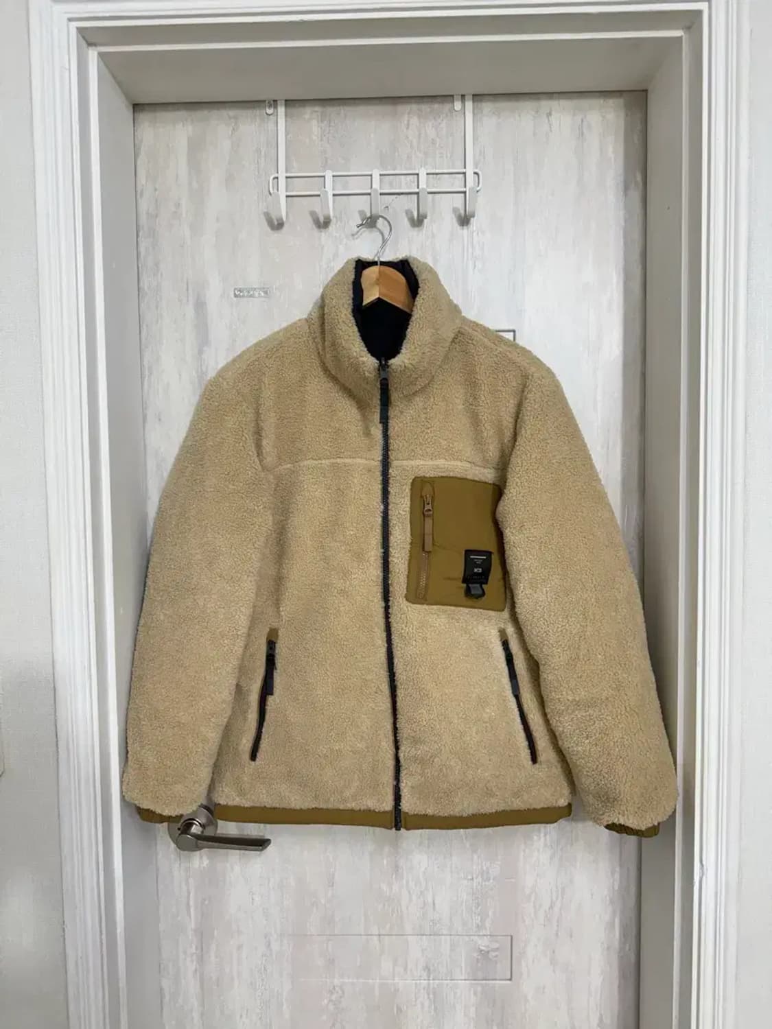 공용 90 / K2 패딩 뽀글이 리버시블 점퍼 네이비 베이지 상품이미지1