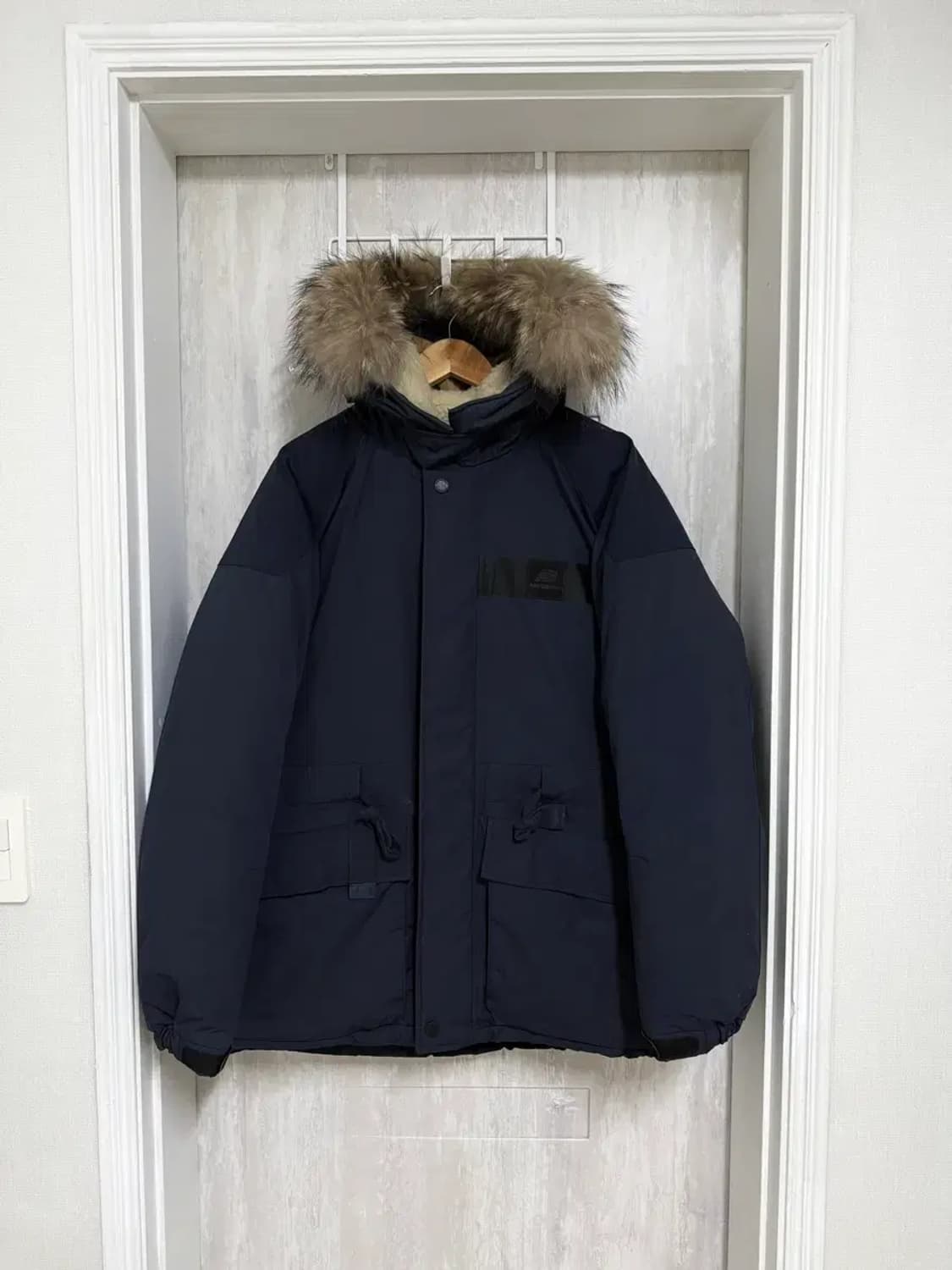 남성 100 L / 뉴발란스 카메라맨 패딩 점퍼 네이비 상품이미지1