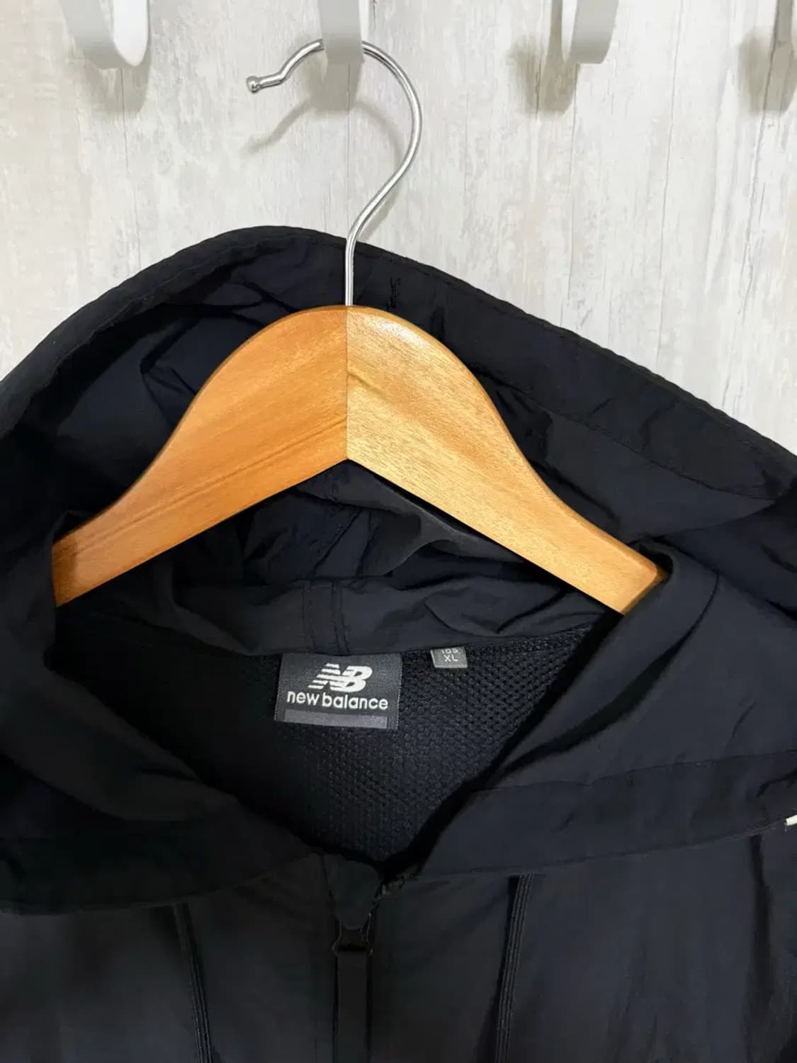 남성 XL 105 / 뉴발란스 윈드브레이커 바람막이 블랙 상품이미지5