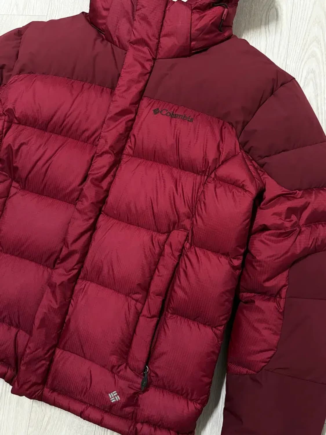 남성 100 / 콜롬비아 구스다운 패딩 와인 상품이미지3