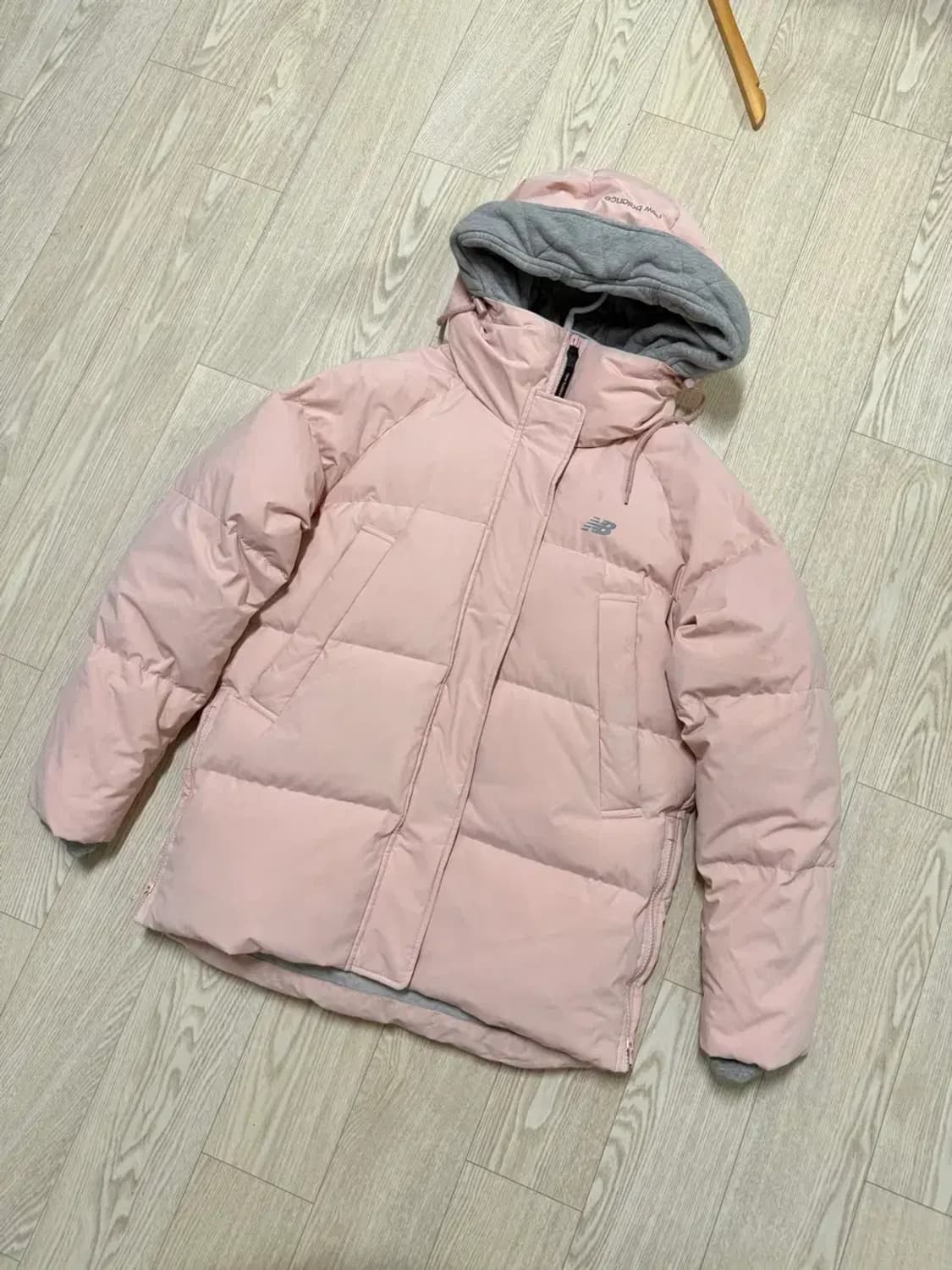 여성 S / 뉴발란스 연아 패딩 딸기우유 상품이미지4