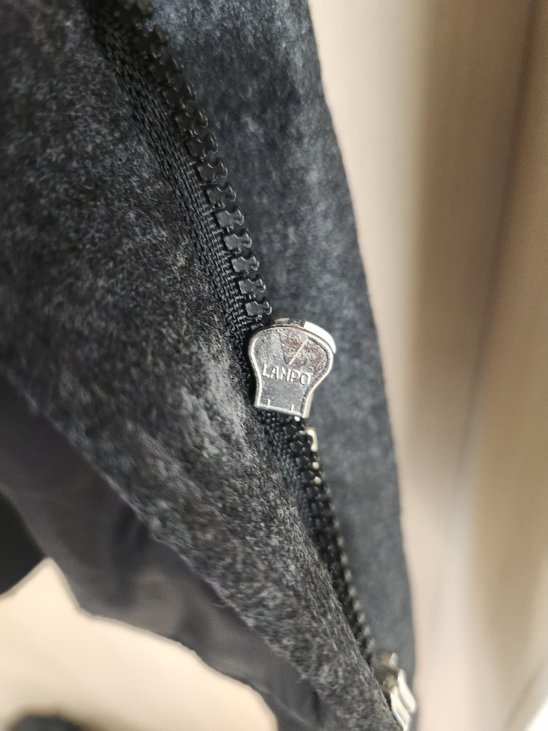 몽클레어 울 숏패딩 (남여공용) 상품이미지8