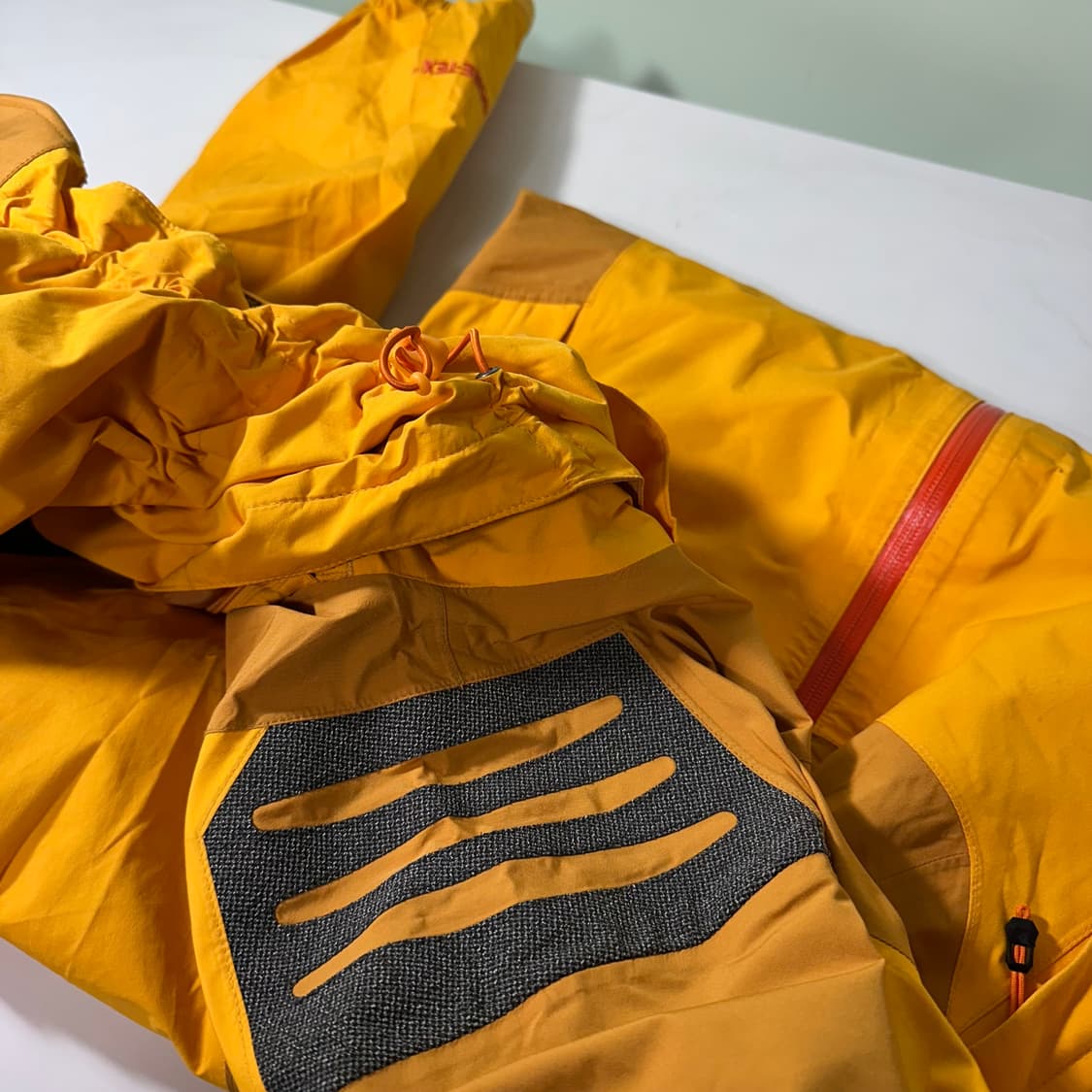95 M 몽벨 머스타드 겨자 후드탈부착 등산 바람막이 자켓 상품이미지7