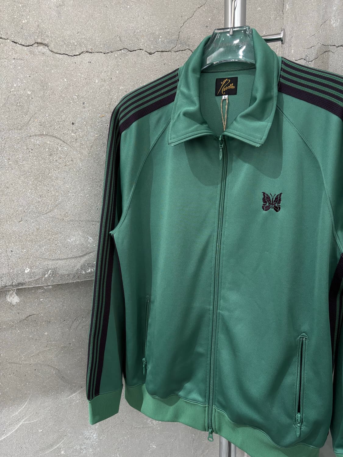 니들스 트랙 자켓 상품이미지2