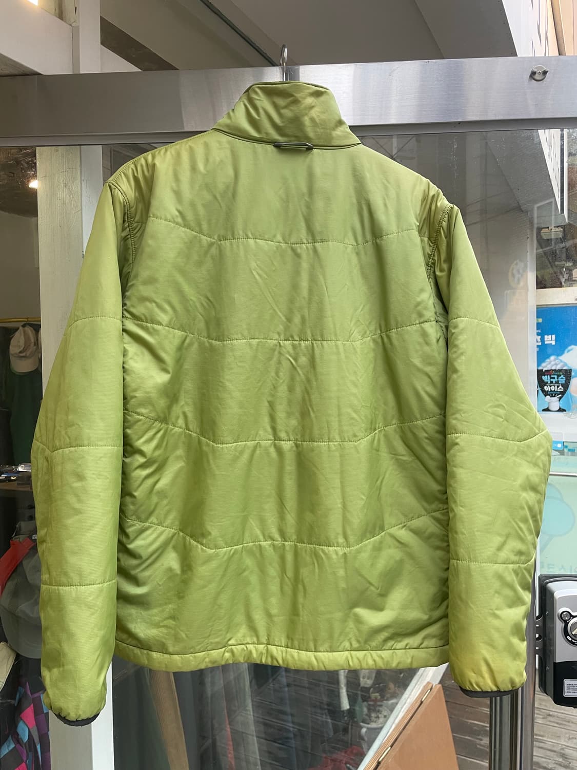 노스페이스 경량패딩 M 상품이미지4