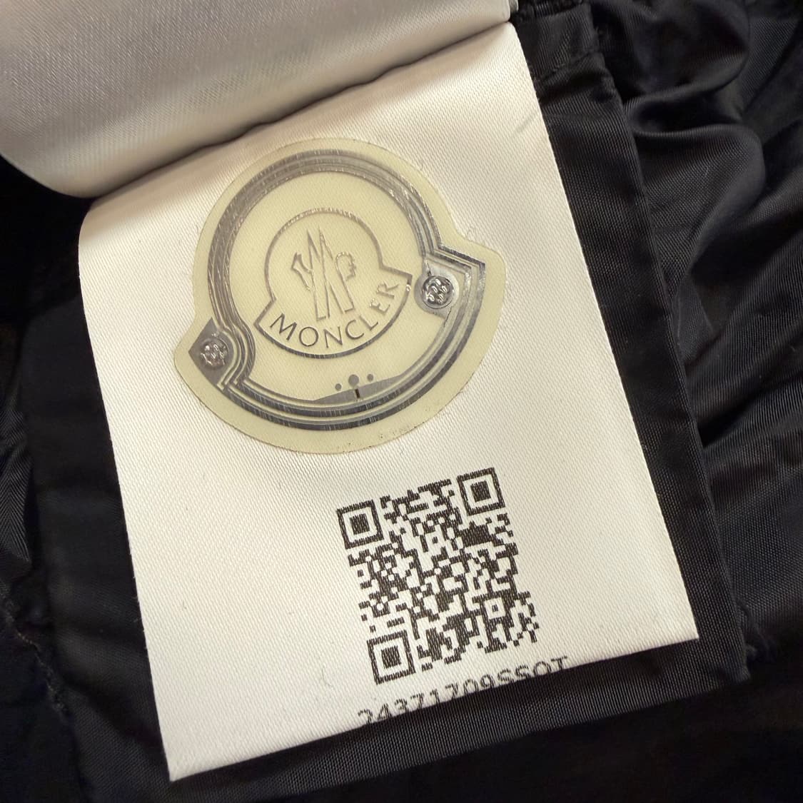 몽클레어 아프로티 폭스 퍼 롱패딩 상품이미지7